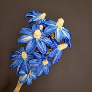 Hand Made Flowers - Daisy Blue