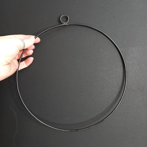 Black Wire Rings 25cm